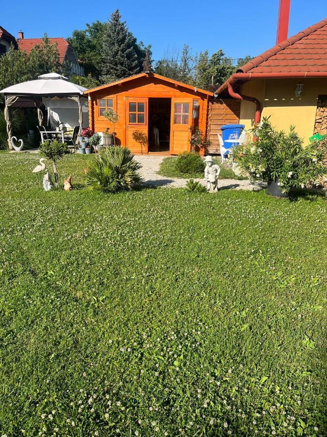 Rege Apartman Alsóörs Eksteriør billede