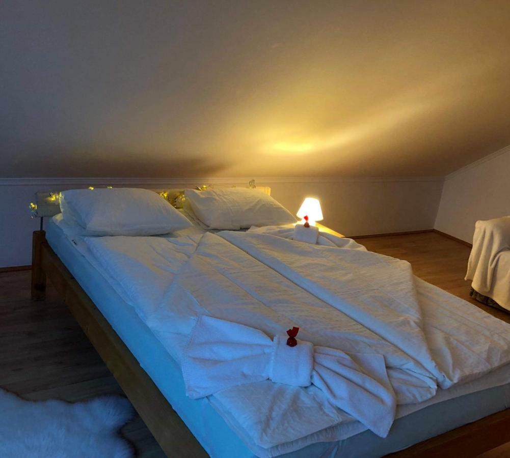 Rege Apartman Alsóörs Eksteriør billede