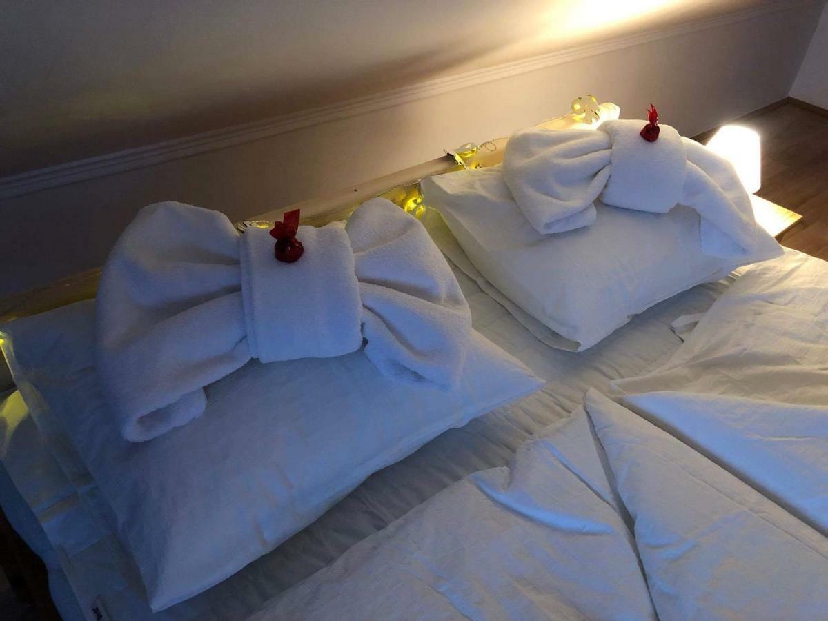 Rege Apartman Alsóörs Eksteriør billede